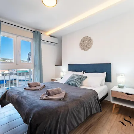 Apartment Beachfront Place With Balcony & Pool