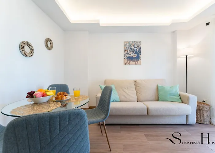 Beachfront Place With Balcony & Pool Torremolinos