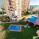 Beachfront Place With Balcony & Pool
