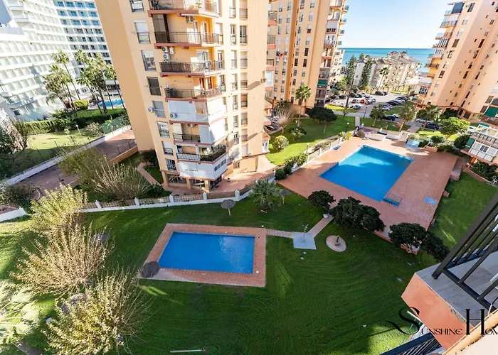 Beachfront Place With Balcony & Pool