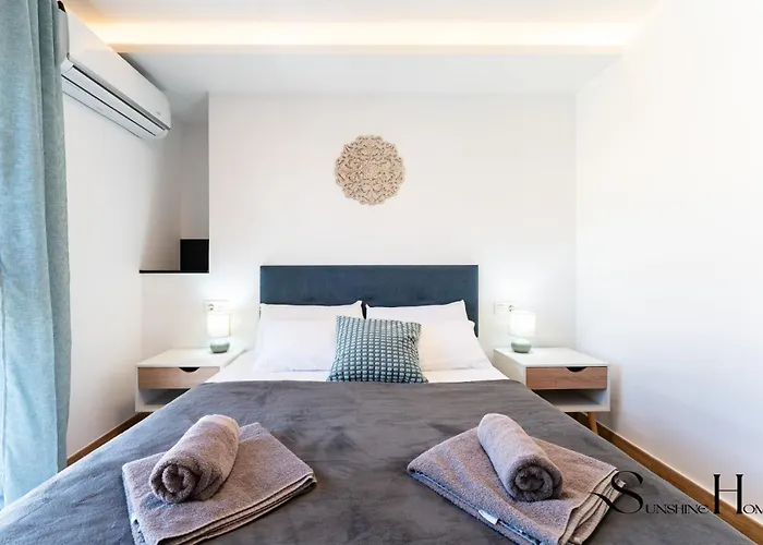 Beachfront Place With Balcony & Pool